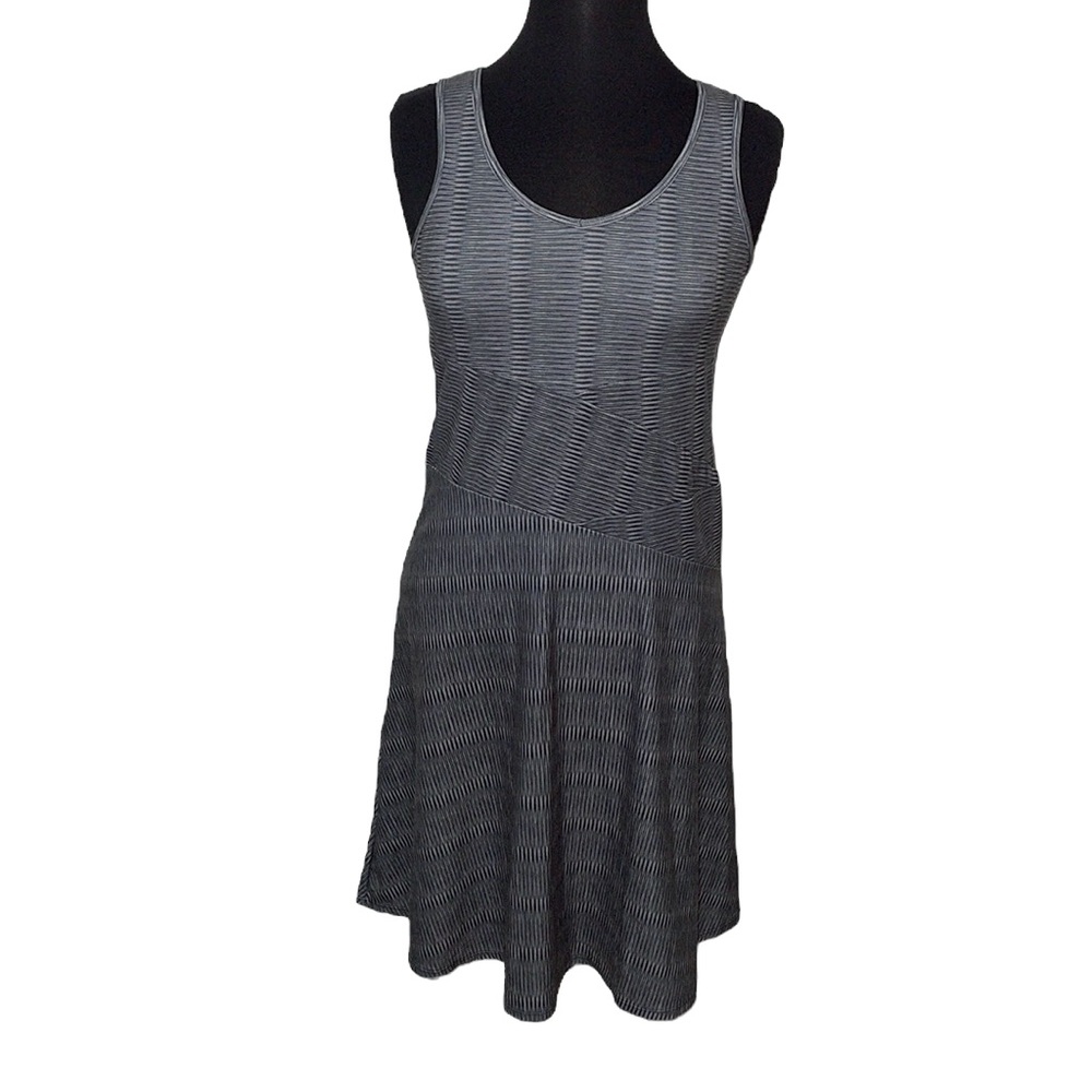 prAna Size Small grey & black sleeveless v-neck grey midi dress. EUC